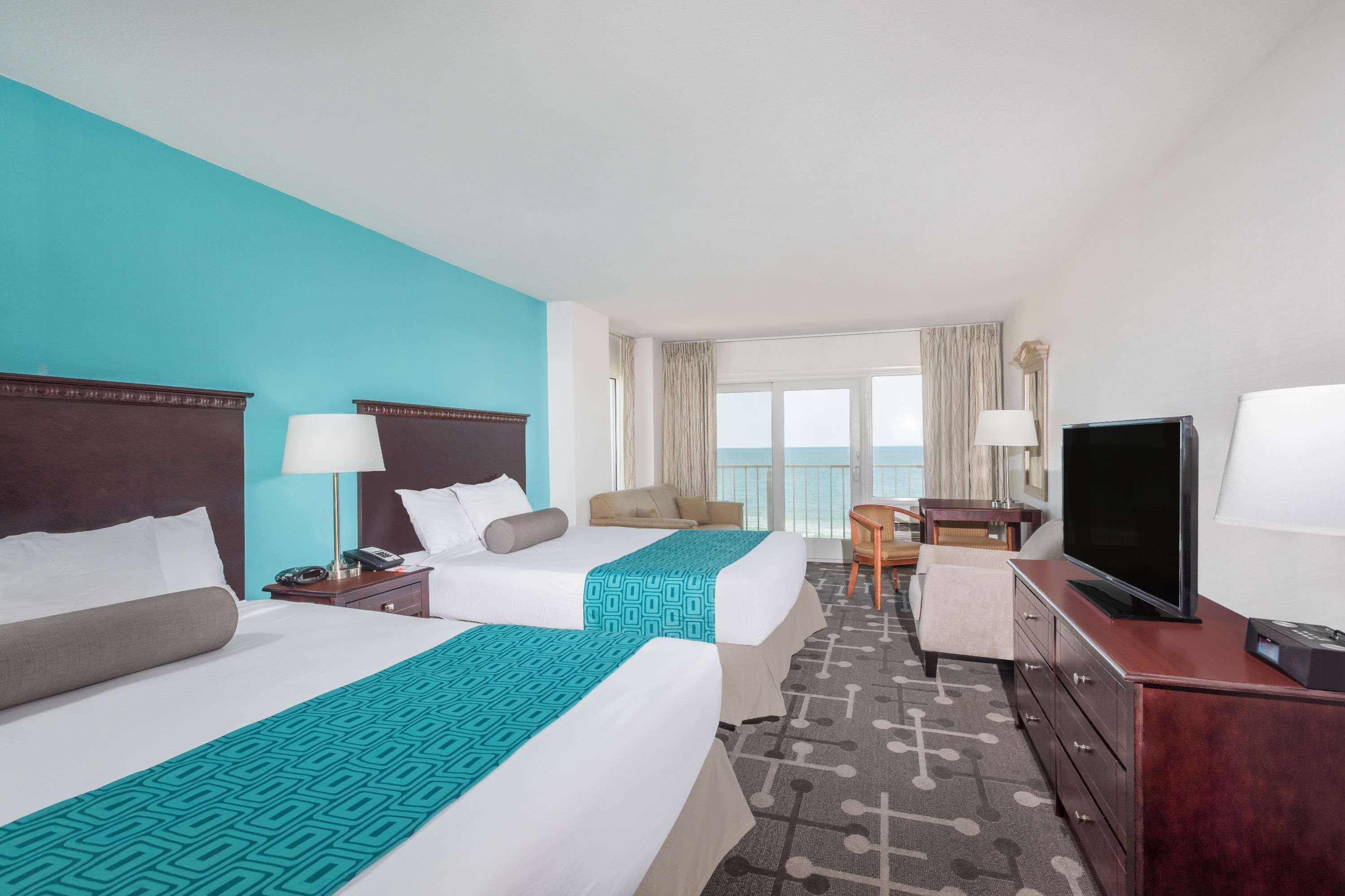 Howard Johnson By Wyndham Ocean City Oceanfront Exterior photo