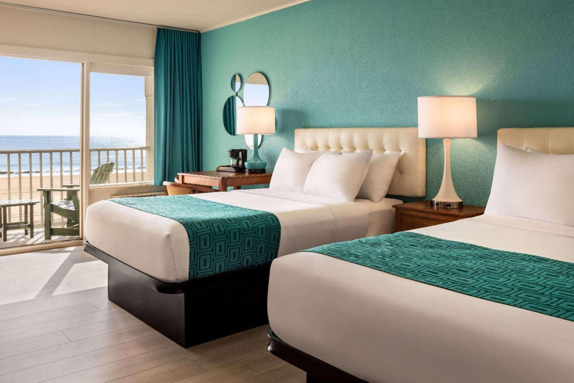 Howard Johnson By Wyndham Ocean City Oceanfront Exterior photo